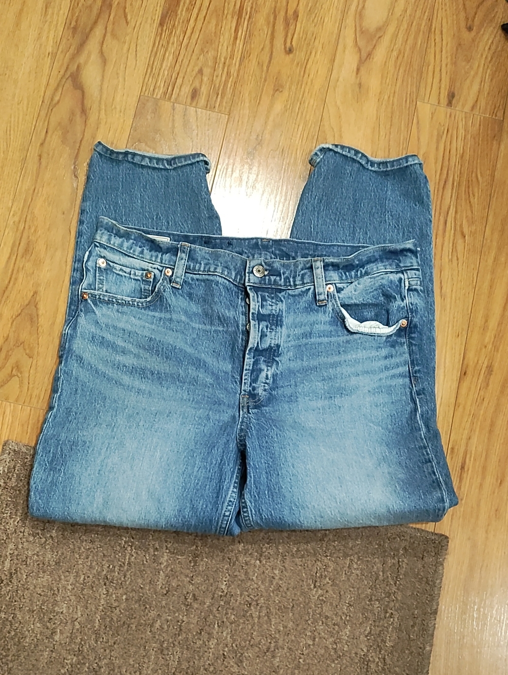 GAP Women's Straight Jeans - Light Blue Wash